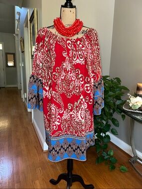 Umgee Red Paisley Long Bell Sleeves Boho Shift Dress with Blue Trim NWOT size XL